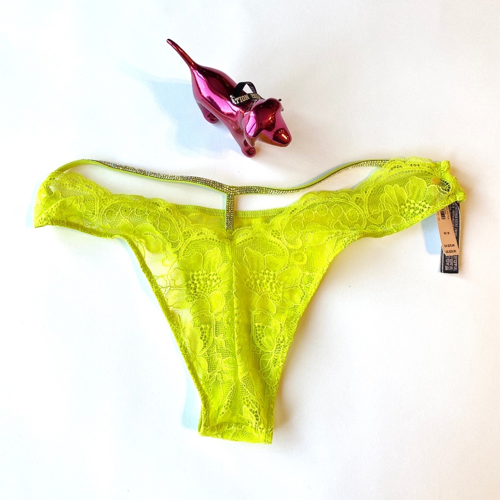 NWT Panty M Victoria’s Secret